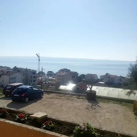 Ema Podstrana
